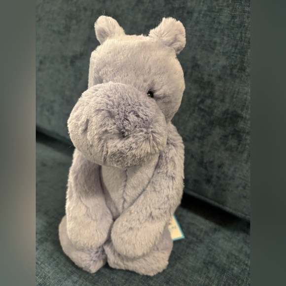 Jellycat Bashful Hippo - Picture 2 of 2